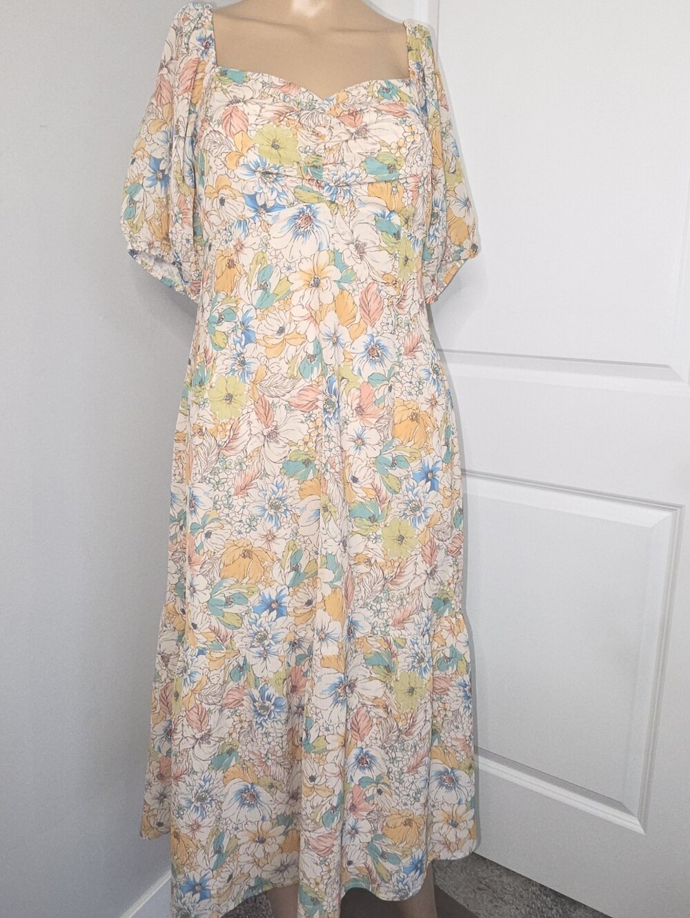 19 Cooper Pastel Floral Square-Neck Midi Dress Blue, Yellow, Peach Sz S Cottage